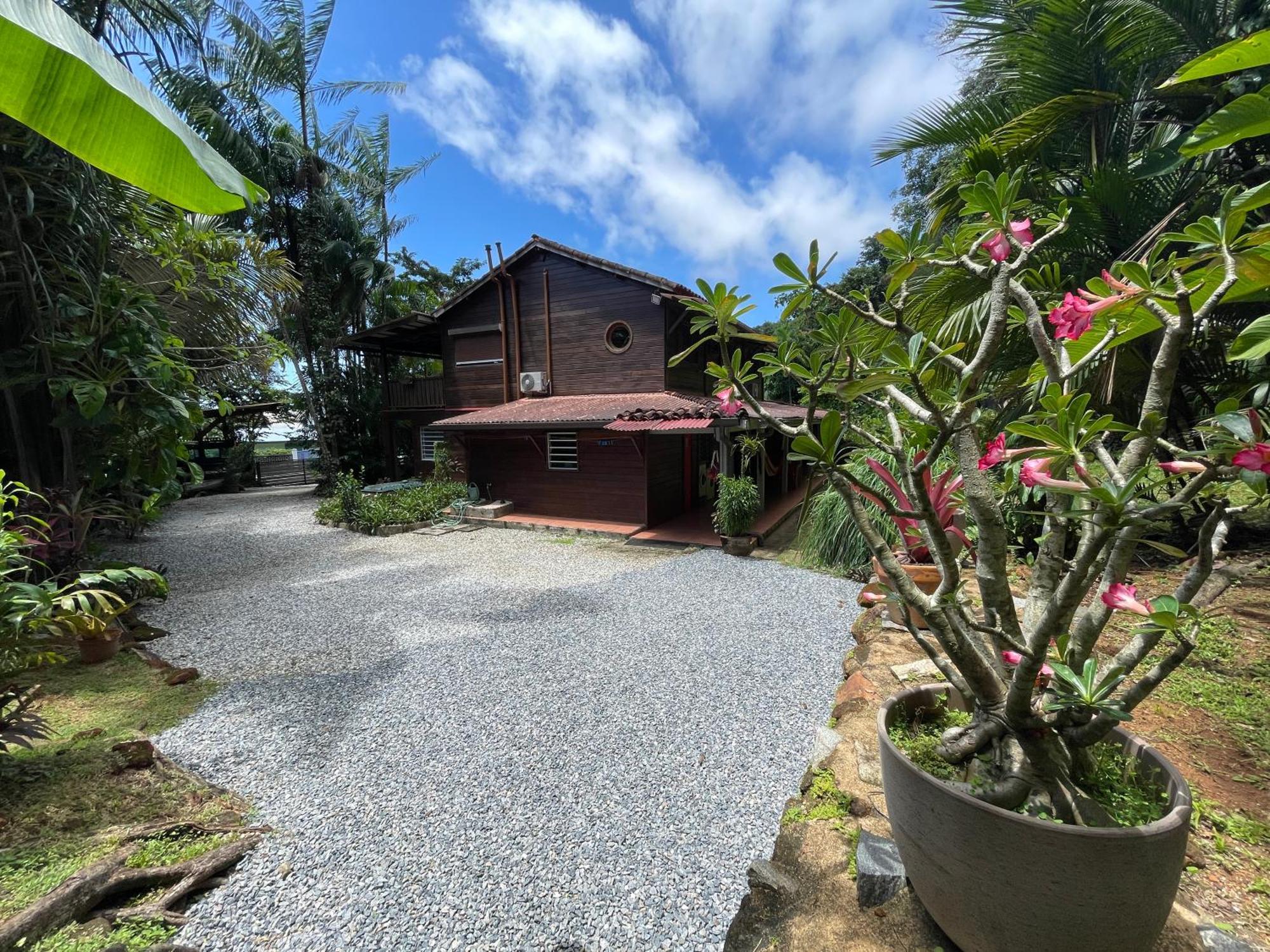 Apartamento Ti Kaz Dan Bwa Cayenne Exterior foto